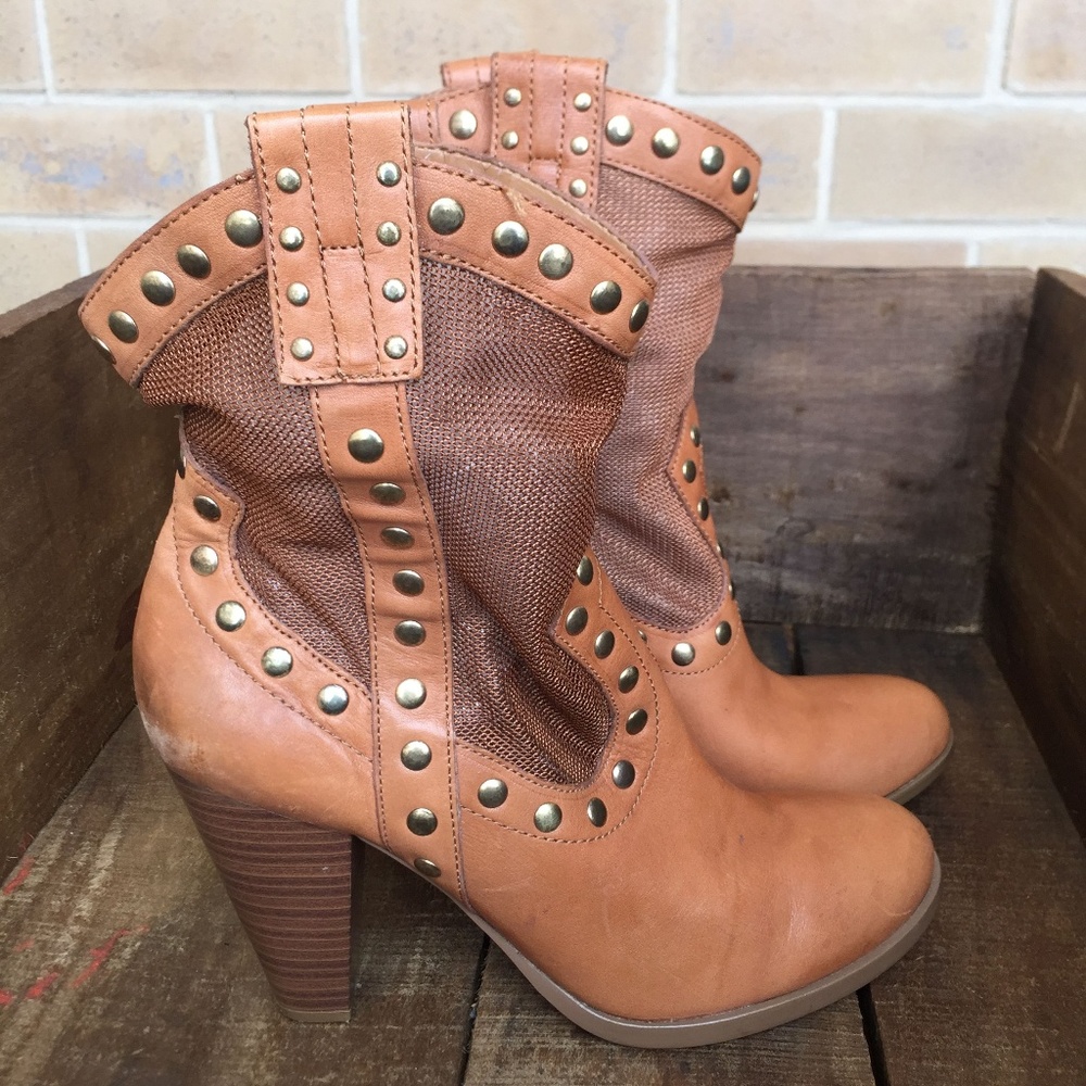 Bcbg Women's Women's Winston Leather Ankle Boots